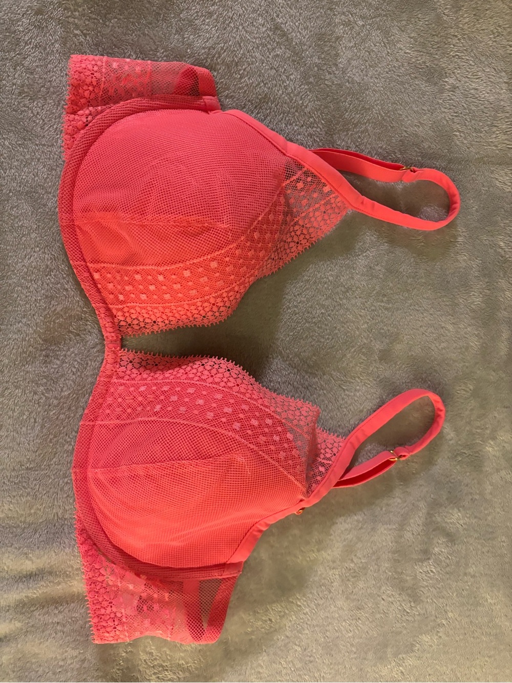 Victoria's Secret Coral Red Lace Underwire Bra